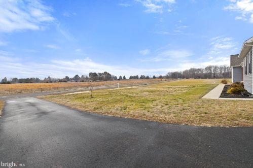 12950 Lemaster Dr, Nokesville VA  20181-2457 exterior