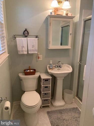 1615 Heebner Way, Lansdale PA 19446-4317 exterior