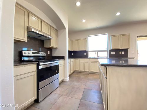 4008 104th Ln, Tolleson AZ  85353-4175 exterior