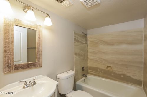17665 36th St, Phoenix AZ  85032-2118 exterior