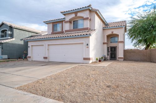 253 Sherri Dr, Gilbert, AZ 85296-3404