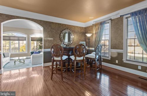 175 Edwards Dr, Southampton PA 18966-1174 exterior