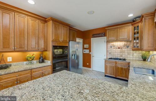 15089 Troon Ct, Haymarket VA  20169-3130 exterior