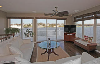 916 Ocean Ave, Locust NJ  07760-2121 exterior
