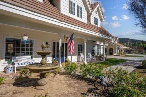 41664 Camino Del Vino, Temecula CA  92592-8439 exterior