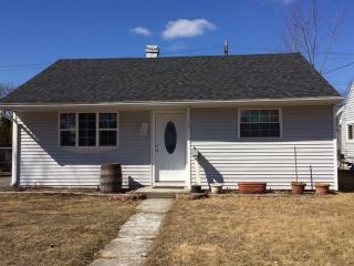 19 Jase Ct, Albany, NY 12208-1910