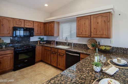 3560 Wayward Wind Dr, Lake Havasu City AZ  86406-6360 exterior