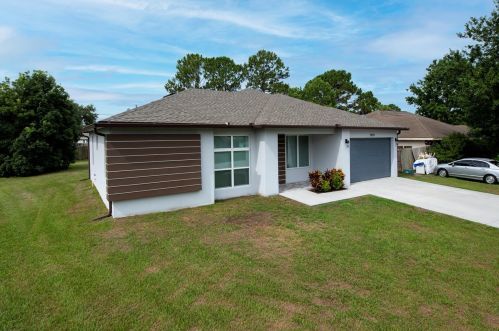 2939 Chilton St, Deltona, FL 32738-4251