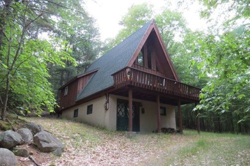 66 Scenic Point Ln, Jay, NY 12941-2442
