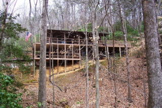 122 Hidden Valley Rd, Unaka, NC 28906-8670