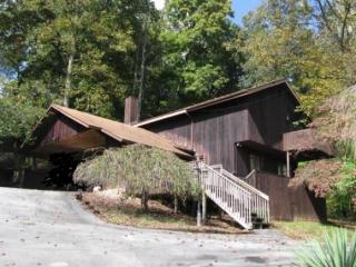 1156 Fall Creek Rd, Kingsport, TN 37664-5056