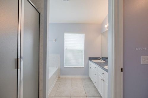 8126 Pea Tree Ct, New Port Richey FL  34655-5180 exterior