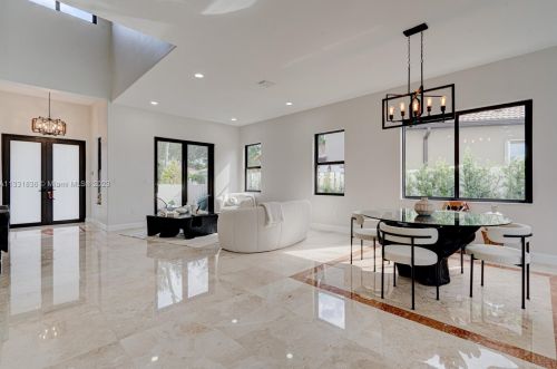 3586 143rd Ave, Hollywood FL  33027-4704 exterior