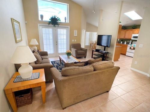 8005 Arrow Creek Rd, Kissimmee, FL 34747-2271