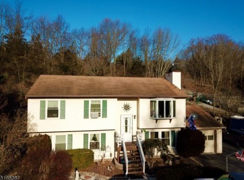 70 Haggerty Rd, Wantage NJ  07461-2706 exterior