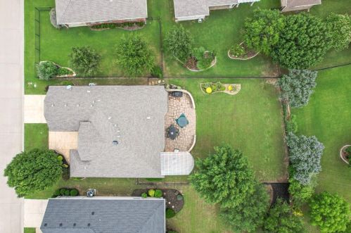 9509 Orangewood Trl, Denton TX 76207-8623 exterior