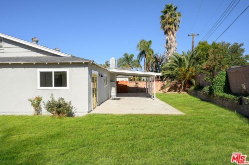 1650 Ona Cir, Simi Valley CA  93063-4540 exterior