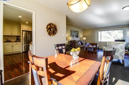 6171 Brookside Ave, Oakland CA 94618-1828 exterior