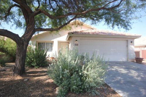 9420 Marquis Diamond Ln, Tucson, AZ 85747-5718