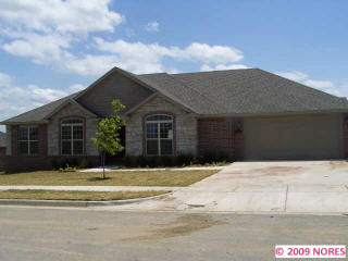 5519 Ashbrook Dr, Bartlesville, OK 74006-6958