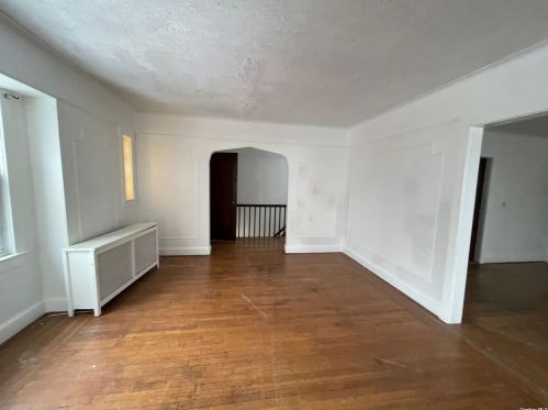 26 Devonia Ave, Mount Vernon NY 10552-1007 exterior