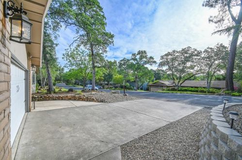 2576 Willowdale Dr, Folsom CA  95762-4030 exterior