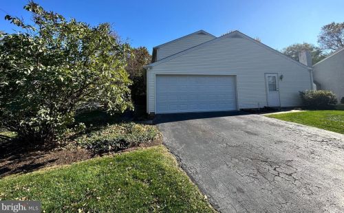 502 6th St, Lansdale, PA 19446-2742