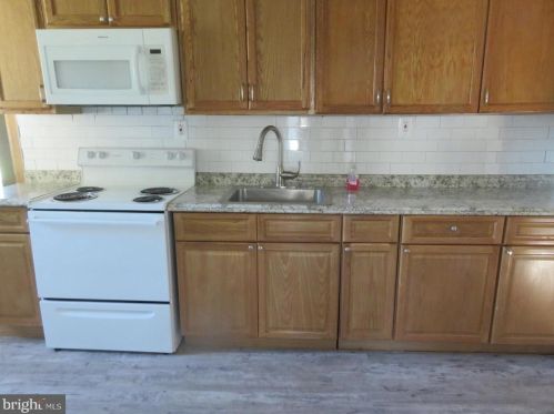 29 Adams St, West Deptford NJ  08066-1234 exterior