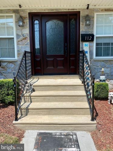 112 Glen Ave, Manor, PA 19036-0014