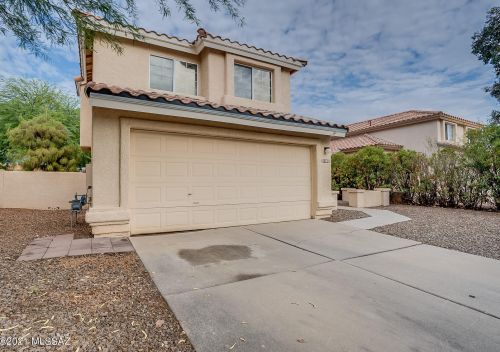 2101 Nightshade Dr, Tucson, AZ 85715-6810