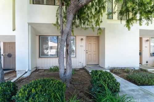 751 Wagon Wheel Cir, Brea CA  92821-3474 exterior