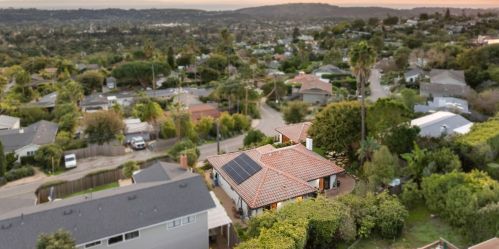 1047 Cheltenham Rd, Santa Barbara CA  93105-2236 exterior