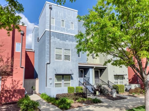 10836 Atherstone Dr, Rancho Cordova CA  95670-6273 exterior