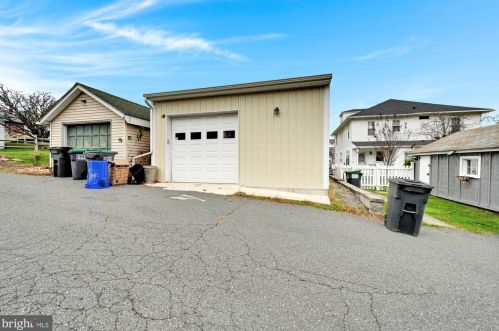 408 Orch Ave, Schuylkill Haven PA  17972-1823 exterior