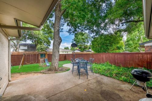 1316 Provincetown Ln, Richardson TX 75080-3303 exterior