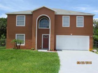 641 Robin Ln, Kissimmee, FL 34759-4526