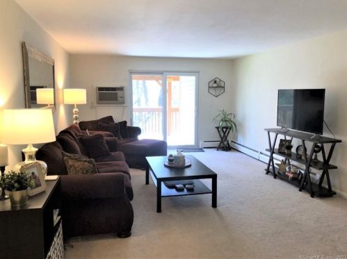20 Carillon Dr, Rocky Hill, CT 06067-2519