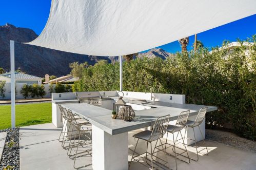 52190 Avenida Diaz, La Quinta CA  92253-3226 exterior
