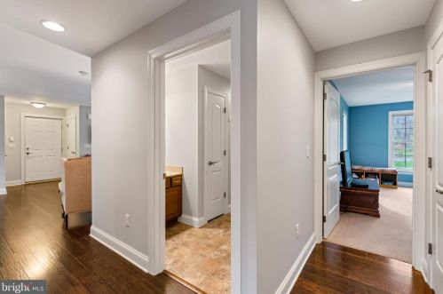 77 Midway Farms Ln, Lancaster PA  17602-2671 exterior