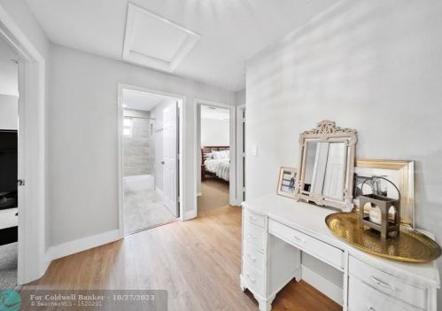 1277 144th Ter, Hollywood FL  33028-2925 exterior