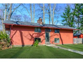 445 Diamond Hill Rd, Warwick, RI 02886-8550