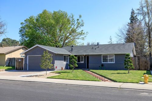 2528 Bellamy St, Modesto CA  95354-3119 exterior