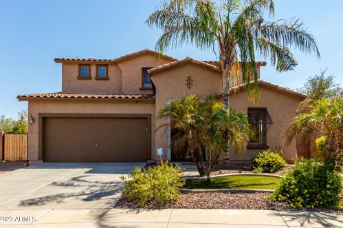 17651 Port Royale Ln, Sun City, AZ 85388-7793