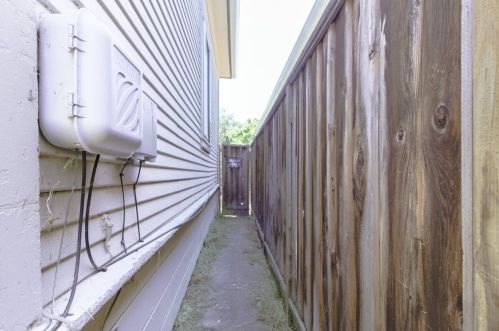 3227 Galindo St, Oakland CA  94601-2507 exterior