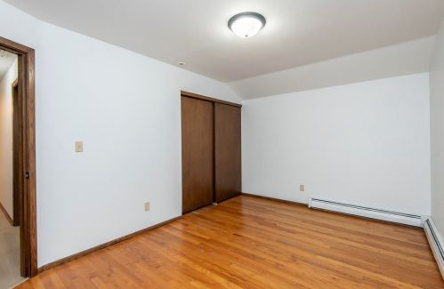 3590 Glen Park Rd, Waukesha WI  53151-5222 exterior