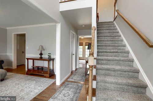 2112 Northview Ln, Harrisburg PA 17110-3911 exterior