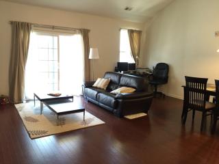 1407 Brook Hollow Dr, Whippany, NJ