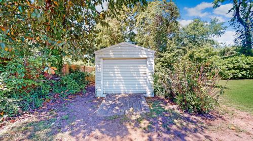 3005 Dogwood St, Beaufort SC  29906-6829 exterior