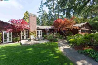 9535 Skyline Blvd, Oakland, CA 94611-1740