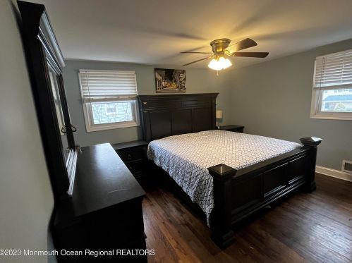 26 Racoon Dr, Hazlet NJ  07730-1418 exterior